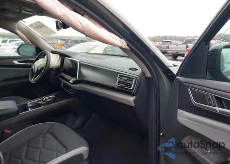 2024 Volkswagen Atlas 2.0T Peak Edition Sel z USA, uszkodzony, nr VIN 1V2GR2CAXRC587886